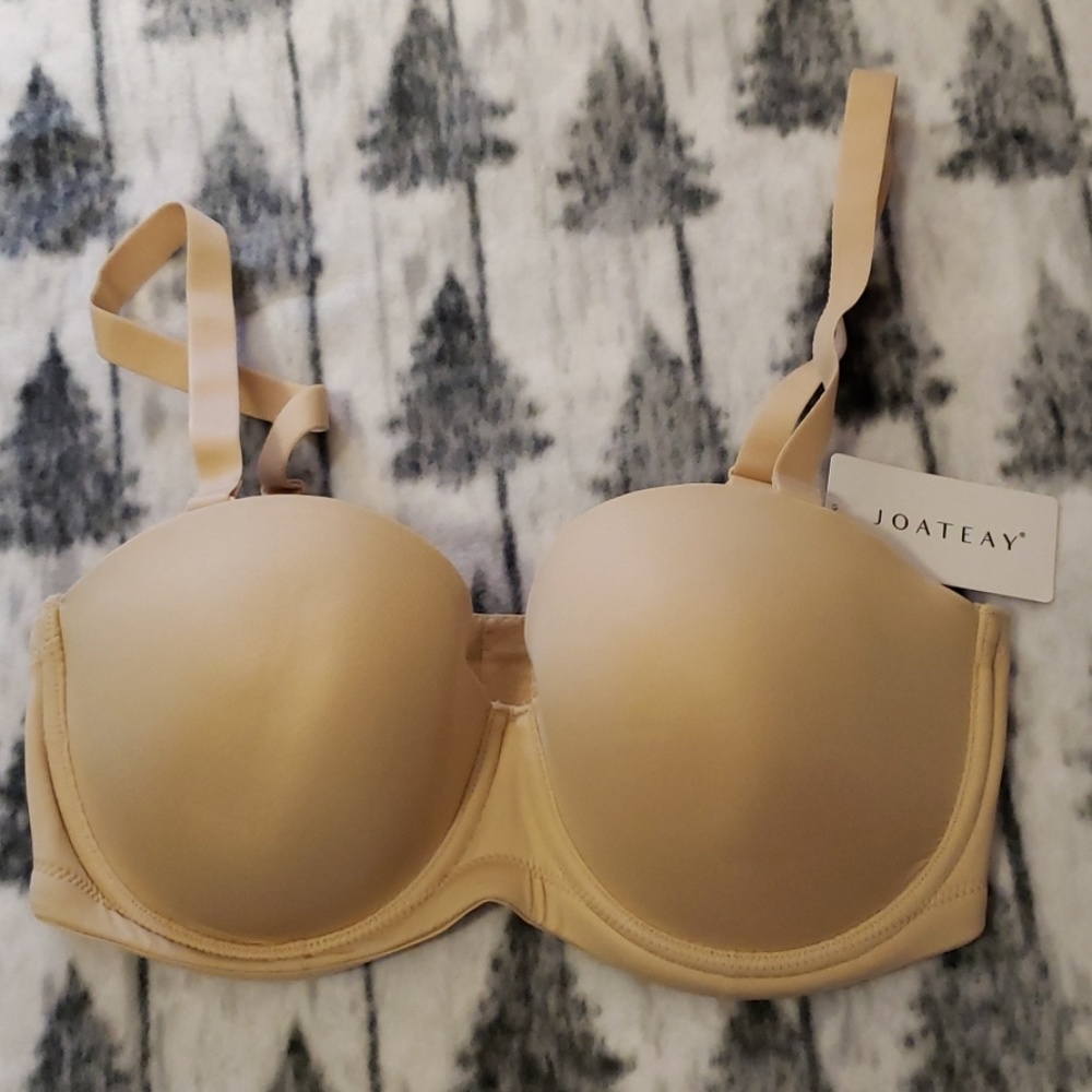 Strapless bra 34DD or 33E